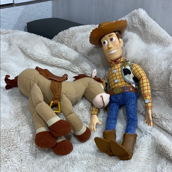 Toy Story Woody Doll Talking Pull String Boots 15" - Picture 1 of 5